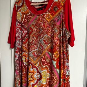 Cute 2 piece dress set. Tank and short sleeve coordinated set.